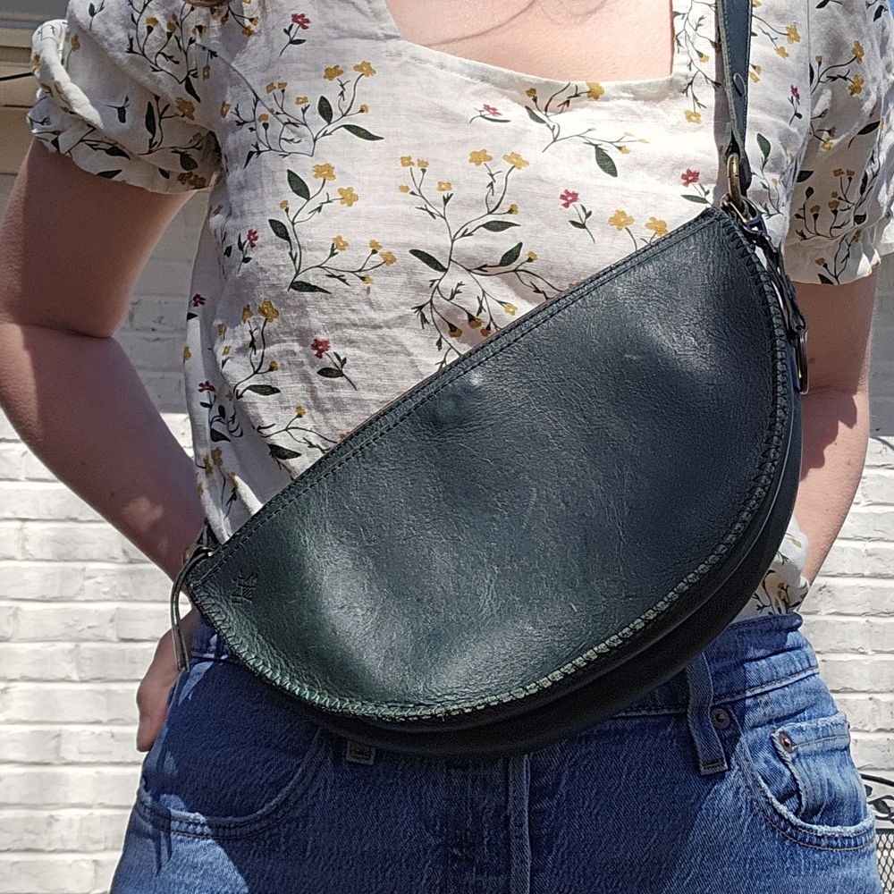 Lyons Leather Co Forest Biggie Bee